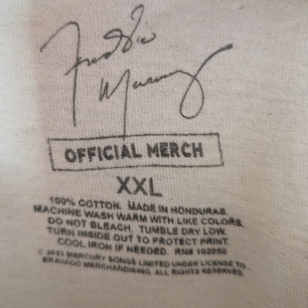 Light cropped Freddie Graphic Cream T-Shirt - Picture 2 of 5